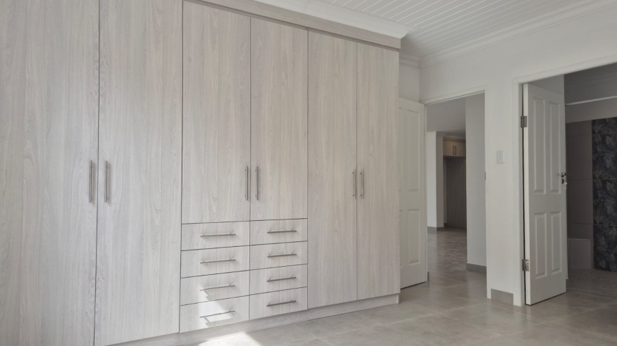 3 Bedroom Property for Sale in Stilbaai Wes Western Cape